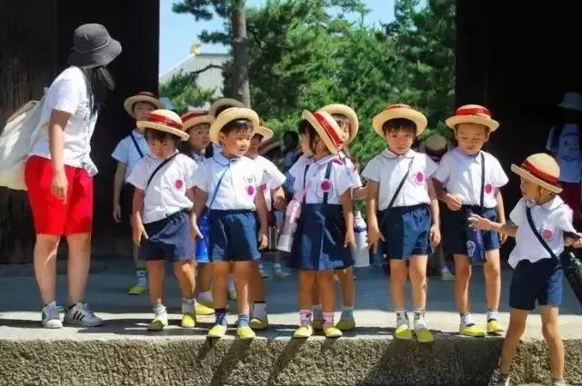 日韓孩子在艾灸，中國孩子跑醫院，不艾灸VS艾灸差距超乎想象